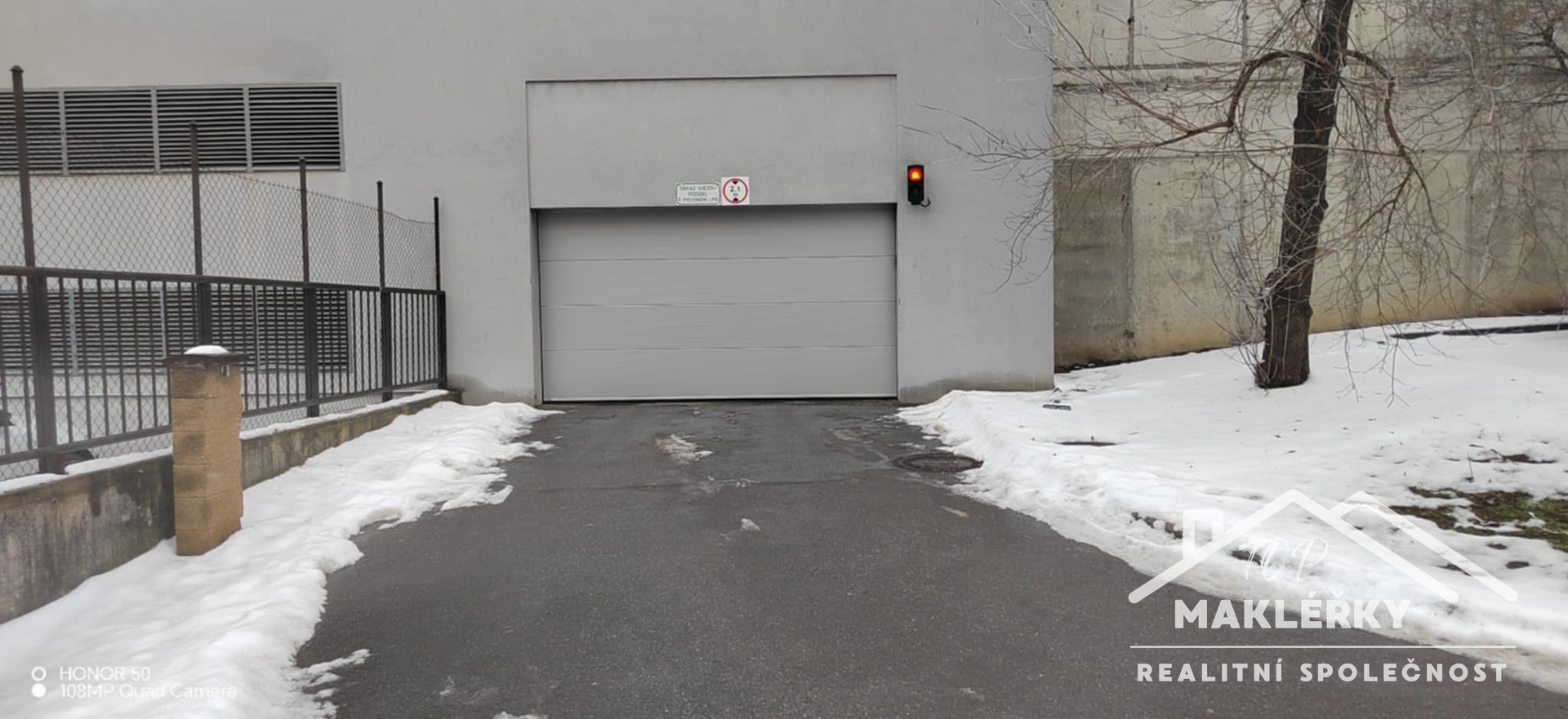 91accfe5-d2f0-46f5-a3ca-aa4192c69d3c