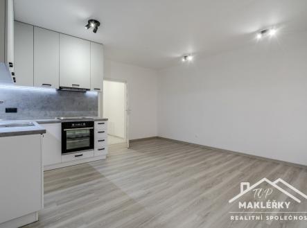 Pronájem bytu, 1+kk, 30 m²