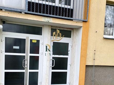 Prodej obchodní prostor, 400 m² obrázek