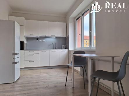 Pronájem bytu, 1+1, 40 m²