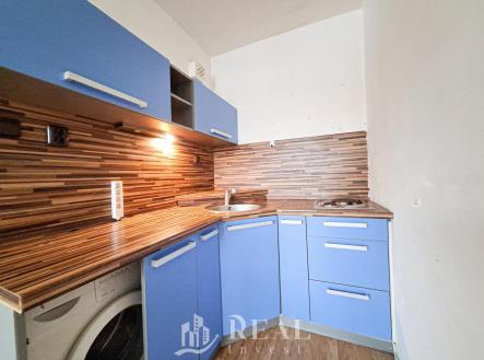 Pronájem bytu, 1+kk, 24 m²