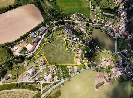 Prodej pozemku pro bydlení, 13 327 m²