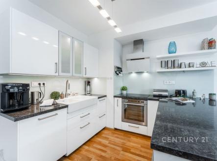 Prodej bytu, 4+kk, 118 m²