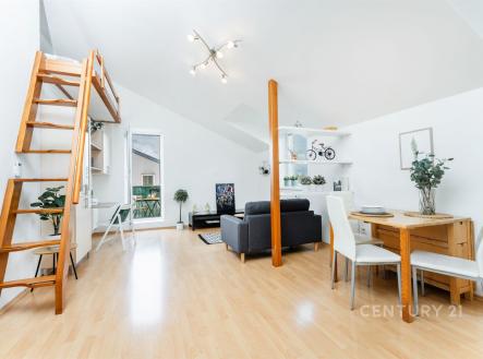 Pronájem bytu, 2+kk, 50 m²