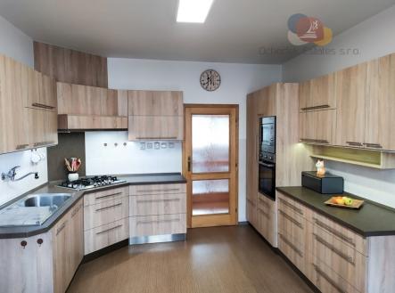 Prodej domu/vily, 265 m² obrázek