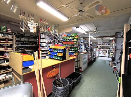 Prodej obchodní prostor, 207 m²