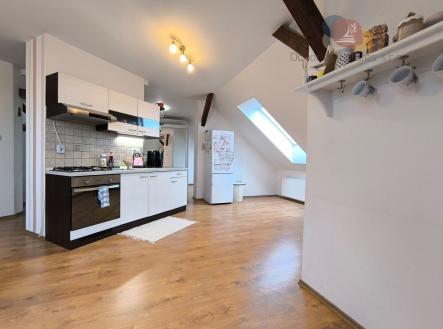 Pronájem bytu, 3+kk, 110 m²