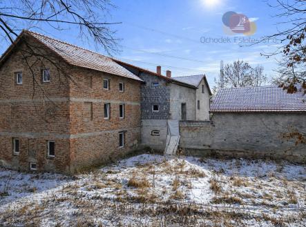 Prodej komerčního objektu, jiný, 993 m²