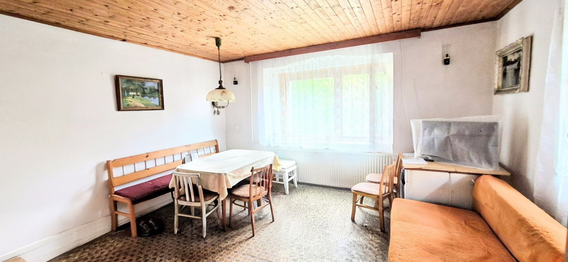 Prodej rodinného domu 98 m² k rekonstrukci, Neuměřice okres Kladno