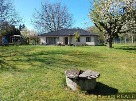 Prodej pozemku pro bydlení, 1 614 m²