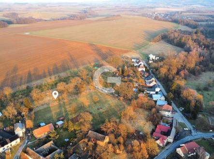 Prodej pozemku pro bydlení, 1 840 m²