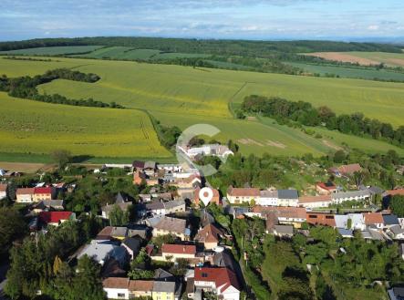 Prodej pozemku pro bydlení, 300 m²