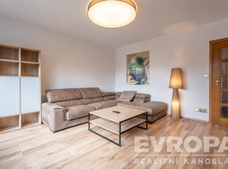 Pronájem bytu, 3+kk, 68 m²