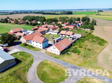 Prodej - zemědělský objekt, 3 446 m²