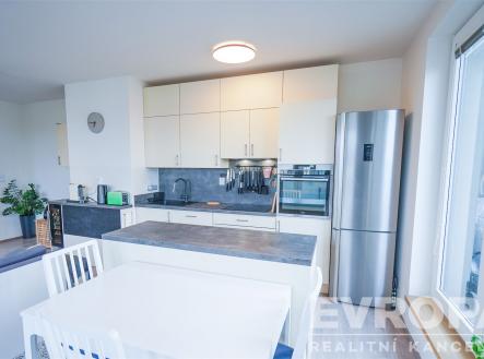 Prodej bytu, 4+kk, 95 m²