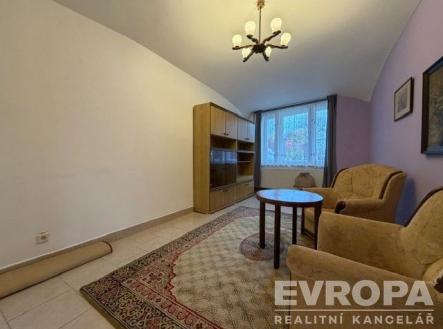 Pronájem bytu, 2+1, 80 m²