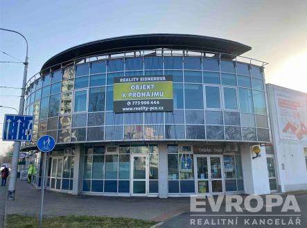 Pronájem obchodní prostor, 540 m²