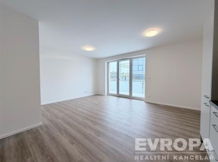 Pronájem bytu, 2+kk, 69 m²