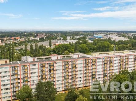 Pronájem bytu, 1+kk, 27 m²