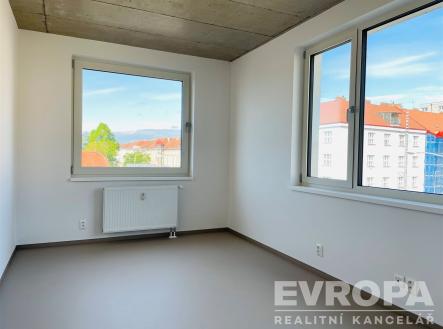 Pronájem bytu, 4+1, 67 m²