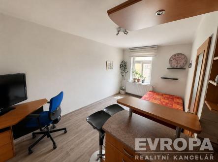 Pronájem bytu, 1+kk, 25 m²