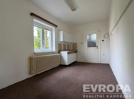 Pronájem bytu, 1+kk, 27 m²