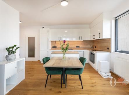 Prodej bytu, 2+kk, 63 m²