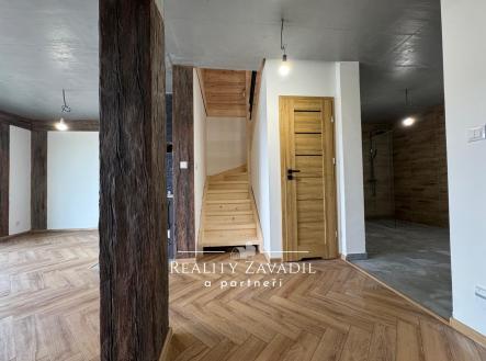 WhatsApp Image 2025-11-21 at 08.57.31 (12)