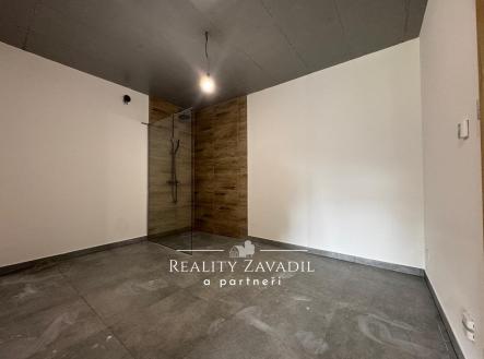 WhatsApp Image 2025-11-21 at 08.57.31 (24)