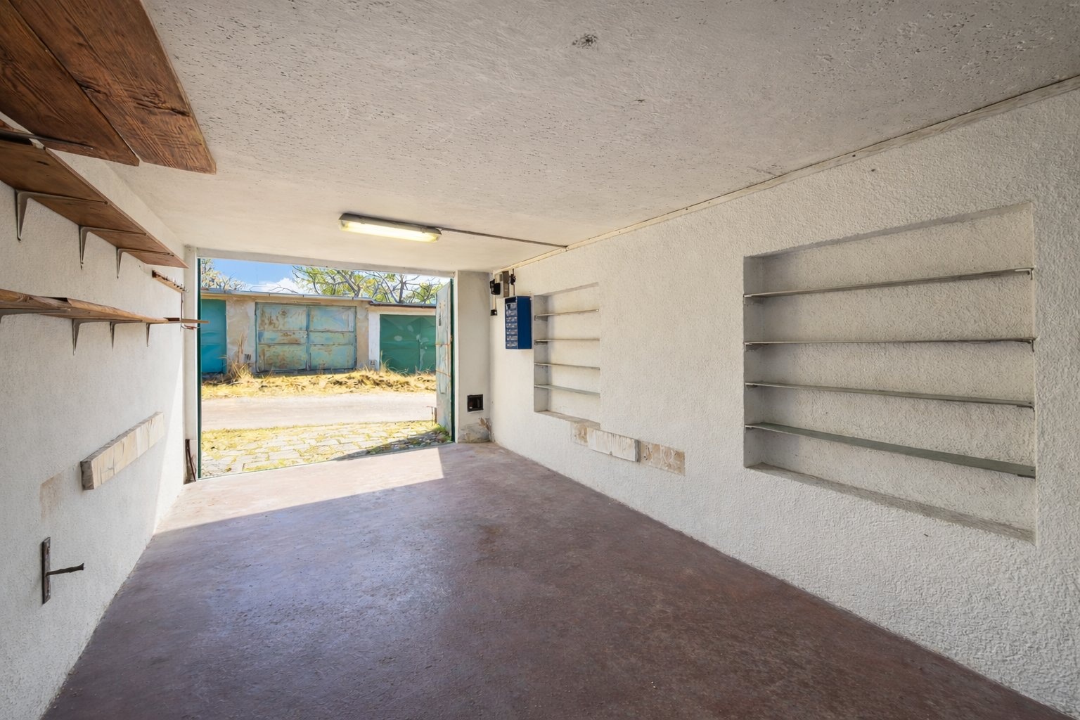 Prodej, garáž, 21 m², osobní vlastnictví, Chomutov, Bezručova ul.