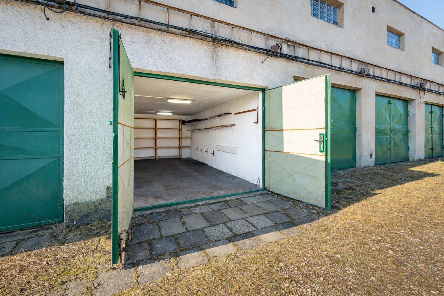 Prodej, garáž, 21 m², osobní vlastnictví, Chomutov, Bezručova ul.