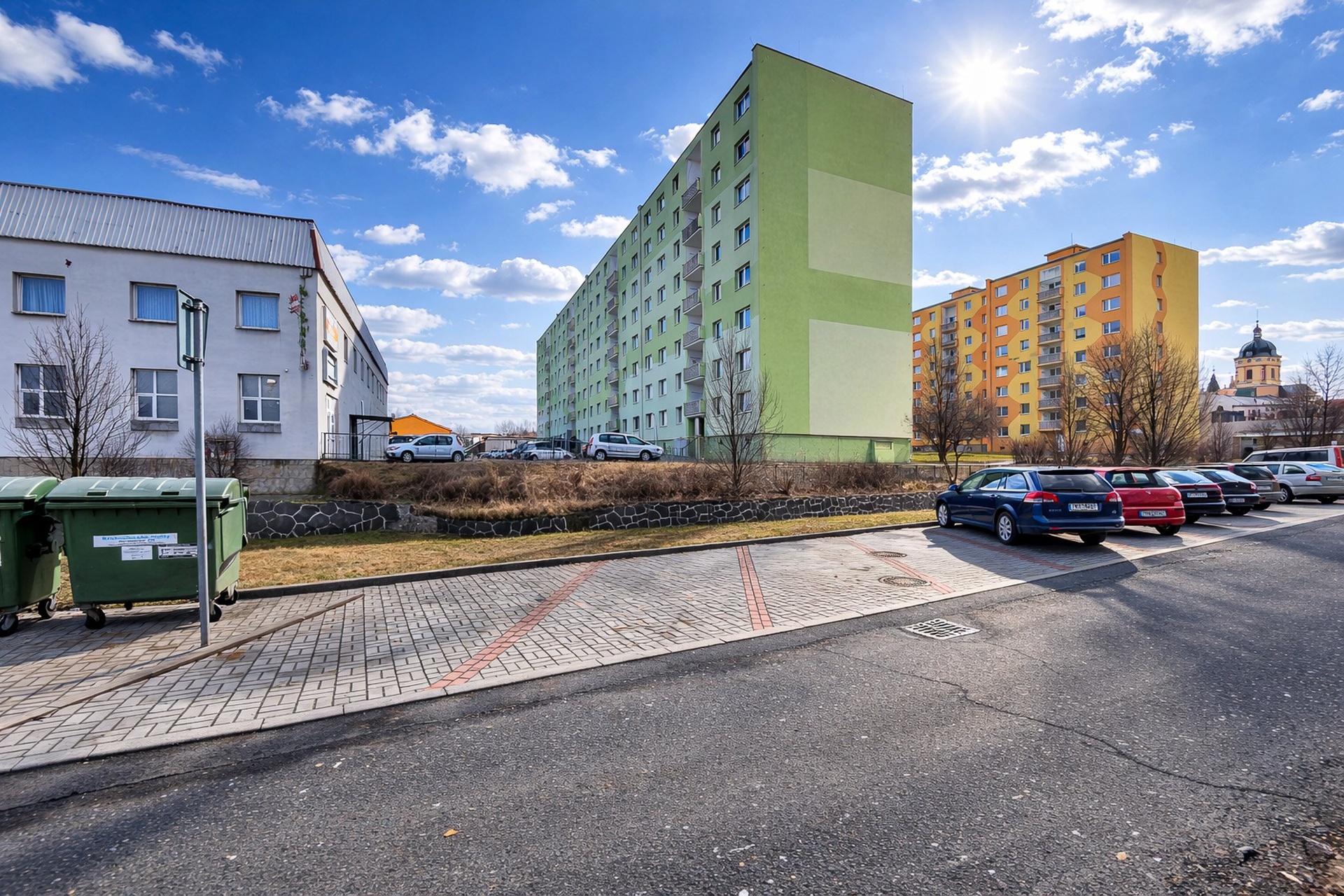 REZERVOVÁNO 22.3.2026 / Pronájem, byt, 3+1, družstevní vlastnictví, 68 m², Jirkov, U Stadionu ul.