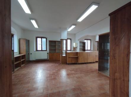 Pronájem obchodní prostor, 66 m²