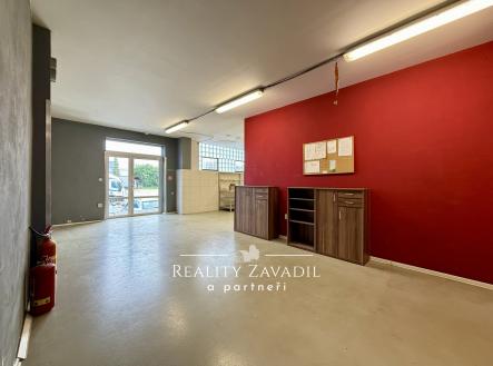 Pronájem komerčního objektu, sklad, 160 m²