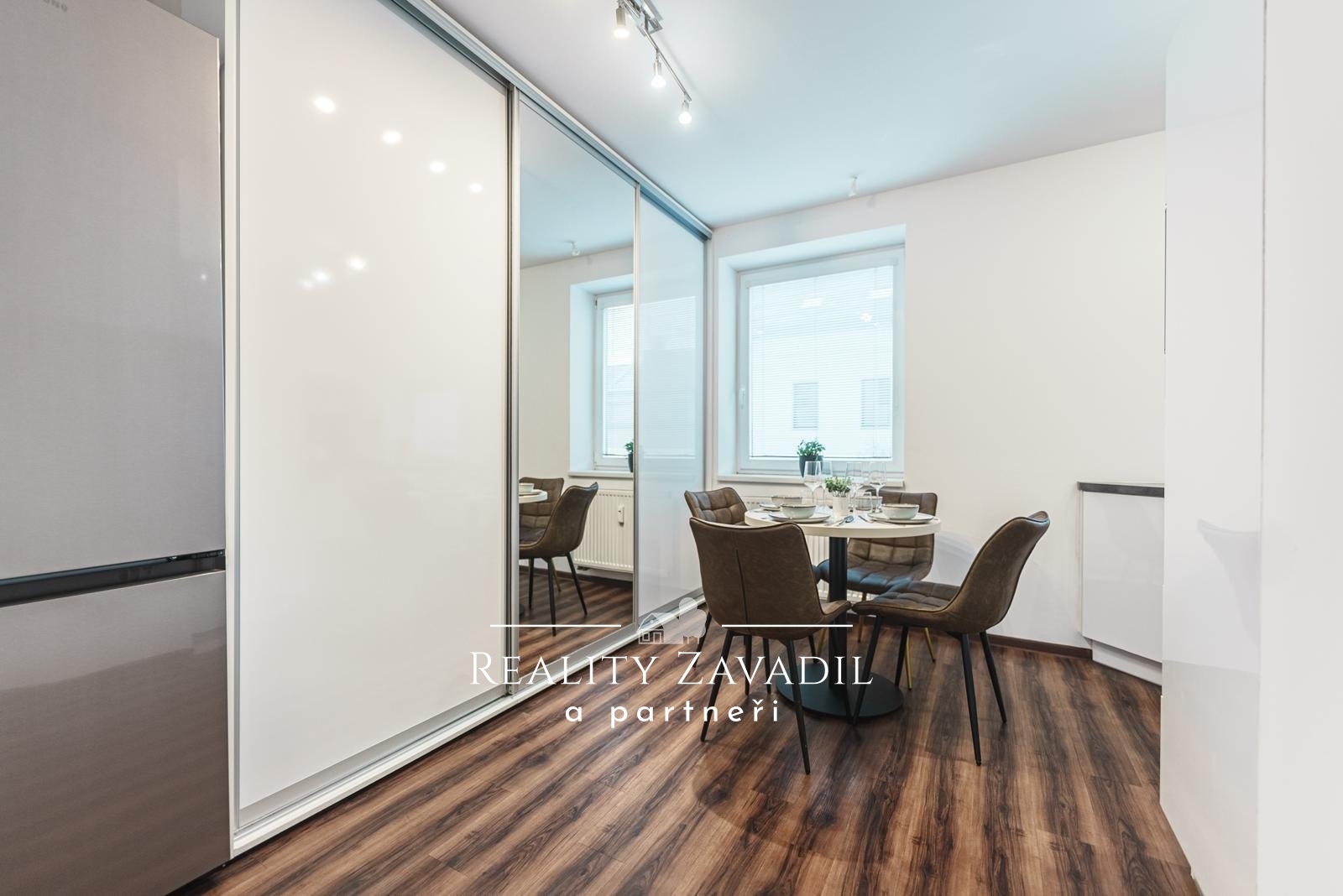 4db2f099-da48-48b7-ad53-95f6b21cdcce