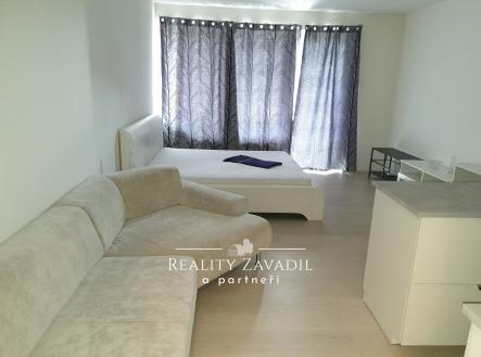 Pronájem bytu, 1+kk, 38 m²