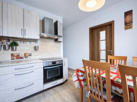 Prodej bytu, 4+1, 76 m²