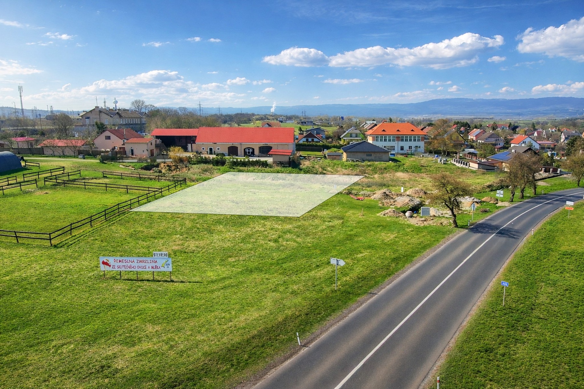 Pozemek k výstavbě domu, 1.244 m2, Březno u Chomutova