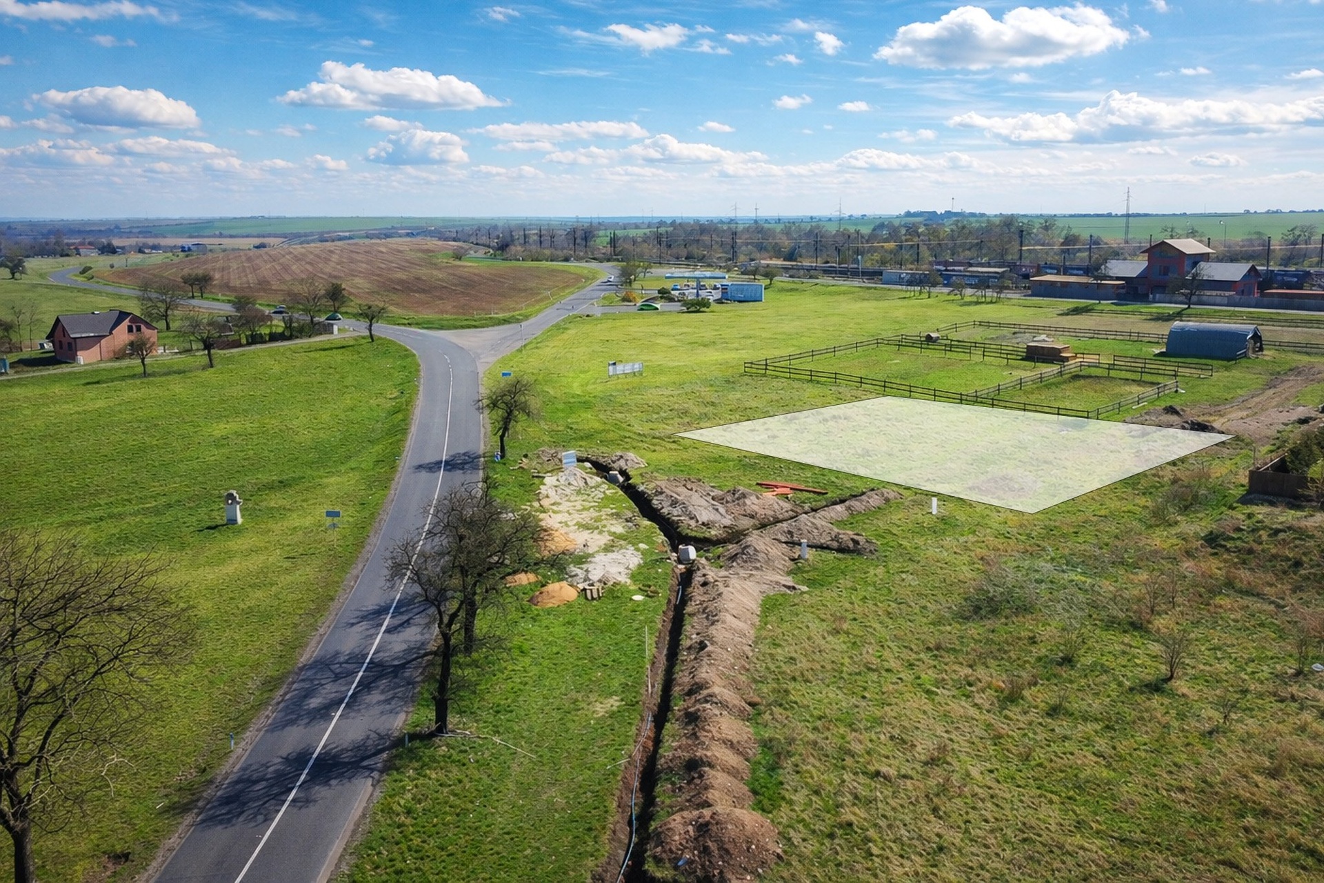 Pozemek k výstavbě domu, 1.244 m2, Březno u Chomutova