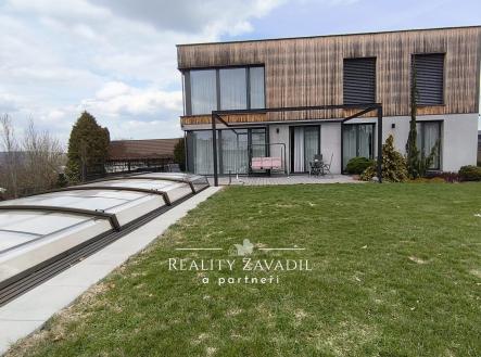 Pronájem bytu, 3+kk, 170 m²