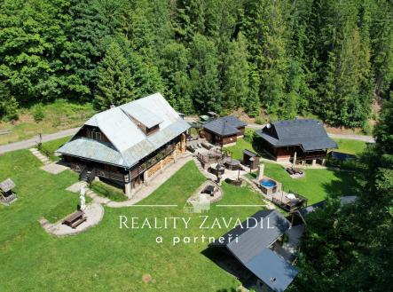 Prodej hotel, 866 m²