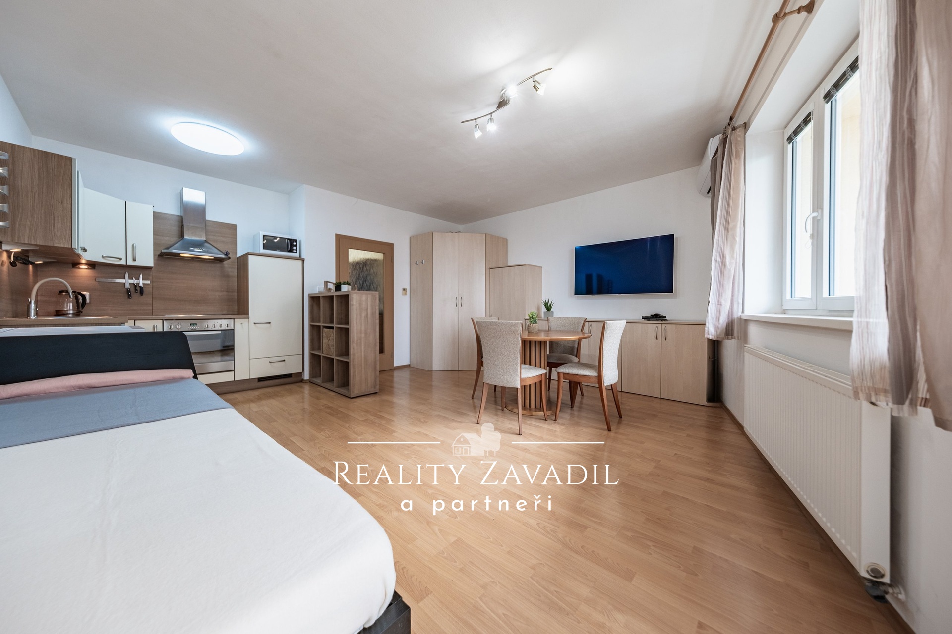 Prodej bytu 1+kk 36 m², Praha - Hostivař, Ul. Bratislavská