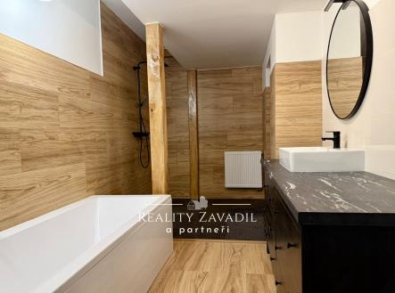 Pronájem bytu, 3+kk, 105 m²