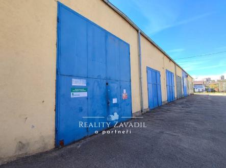 Pronájem komerčního objektu, sklad, 215 m²