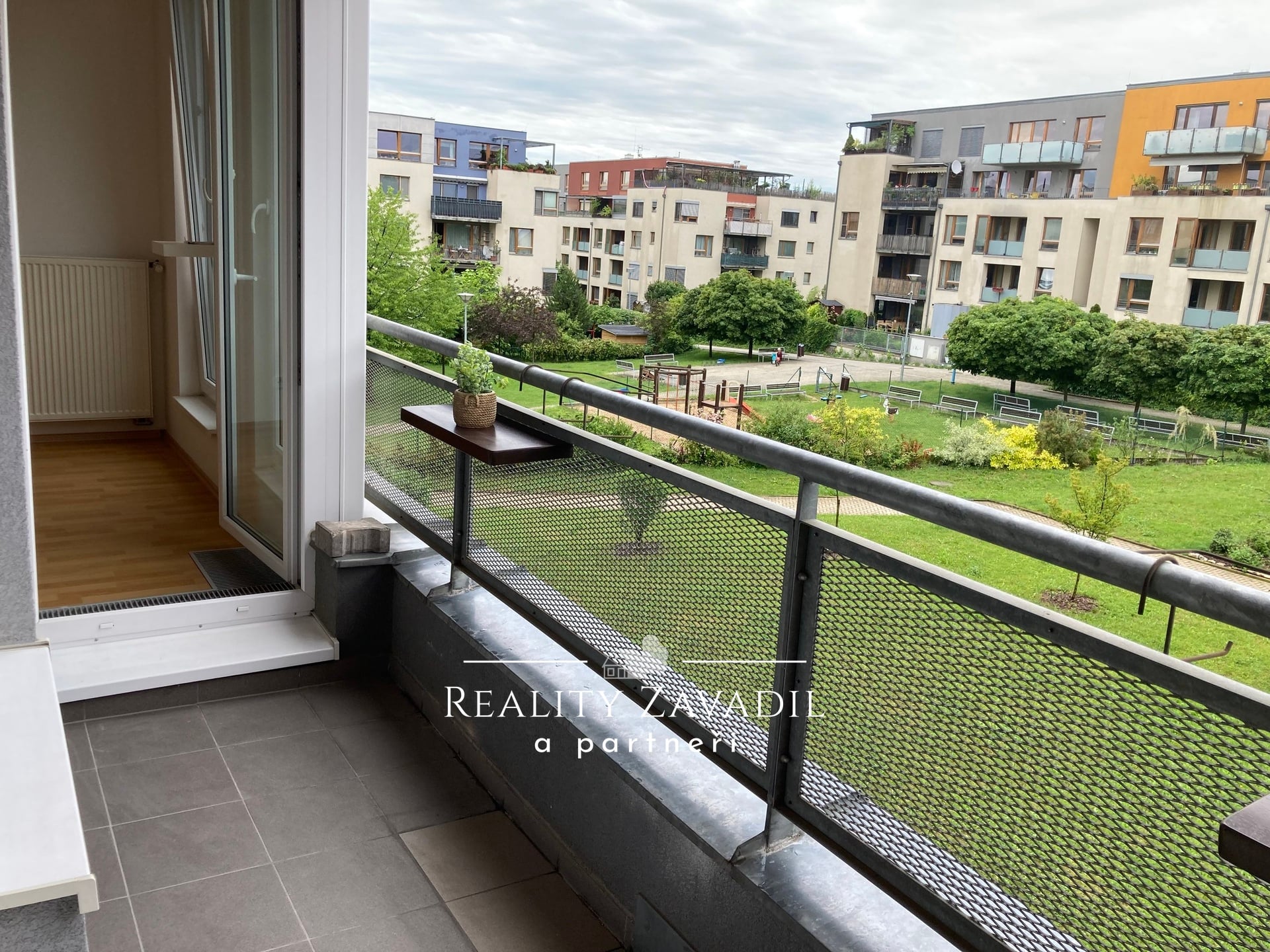 Pronájem bytu 2+kk 63 m², lodžie 5 m², parkovací stání, Praha - Stodůlky, Ul. Raichlova