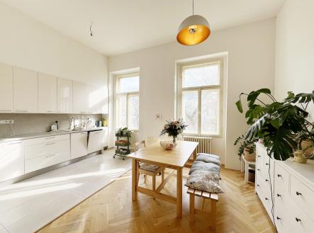 Pronájem bytu, 3+kk, 95 m²