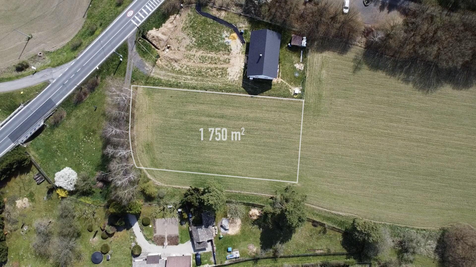 Prodej stavebního pozemku 1750 m² CHUDOLAZY