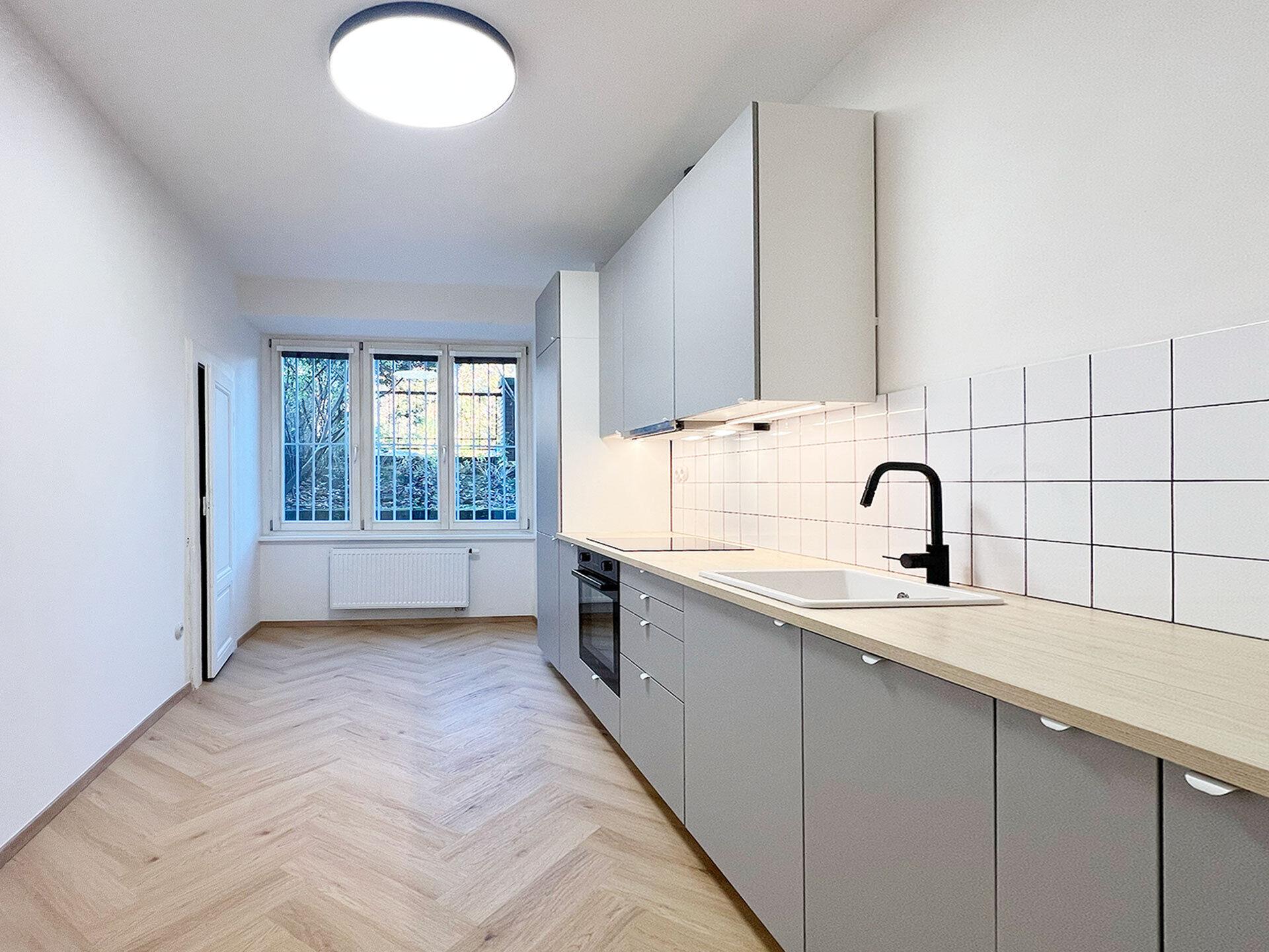 Pronájem bytu 1+1 38 m² DEJVICE - PRAHA 6