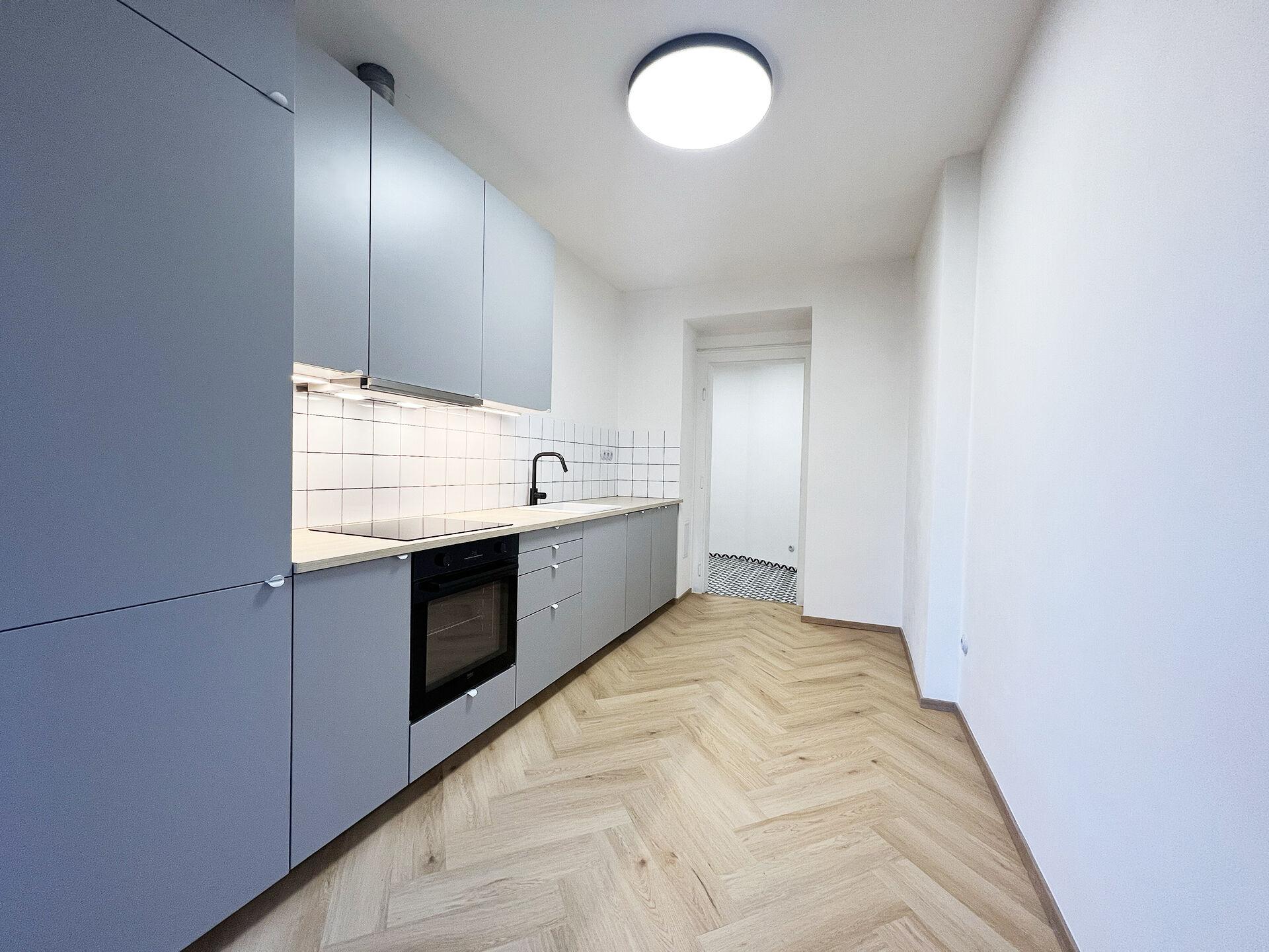 Pronájem bytu 1+1 38 m² DEJVICE - PRAHA 6