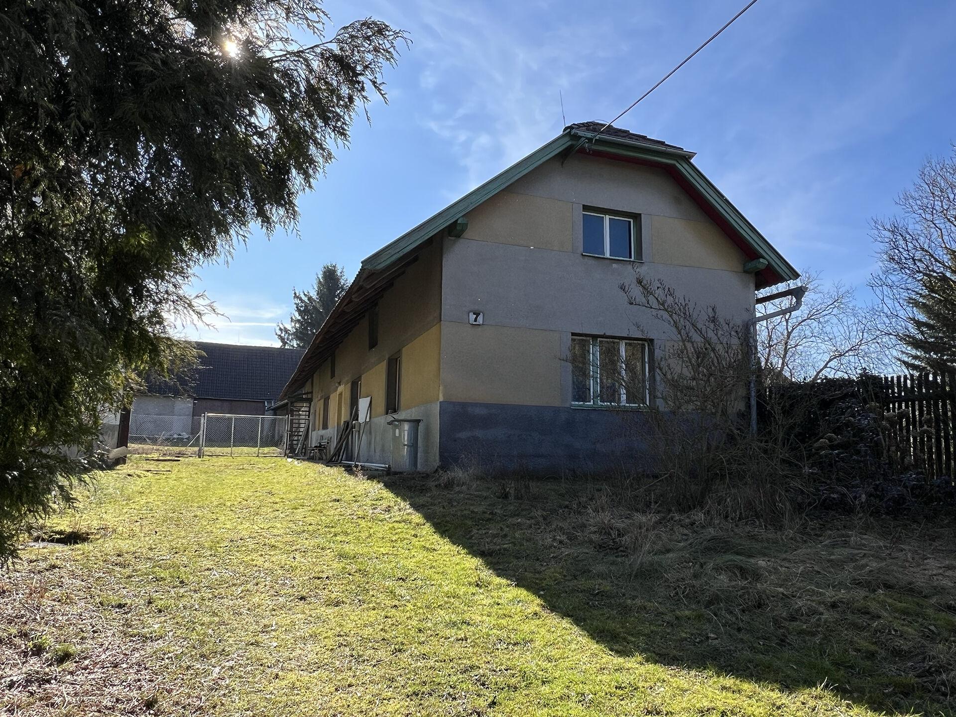 Prodej rodinného domu 180 m², pozemek 2 409 m², Miletín, Onomyšl
